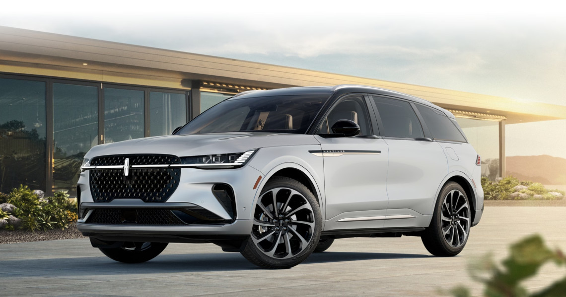 Interior of the 2024 Lincoln Black Label Nautilus near Birmingham, AL
