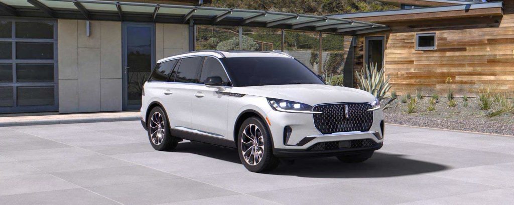 2025 Lincoln SUV