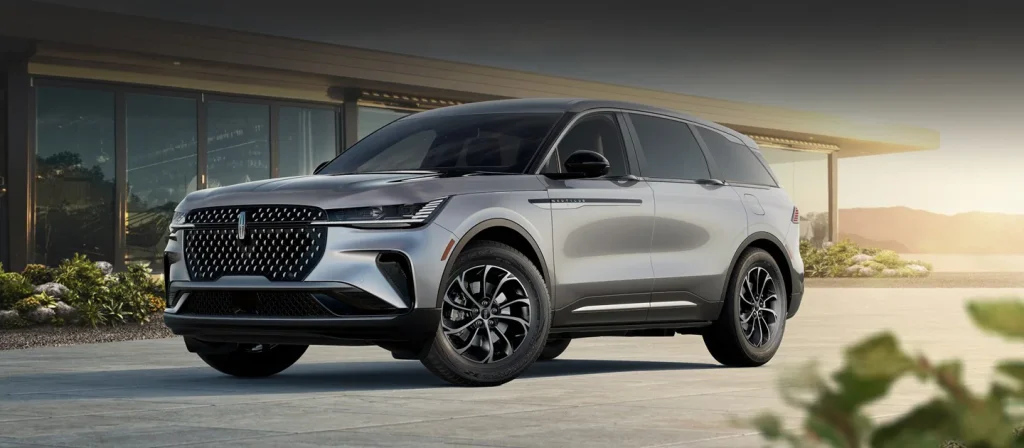 Silver 2025 Lincoln Nautilus