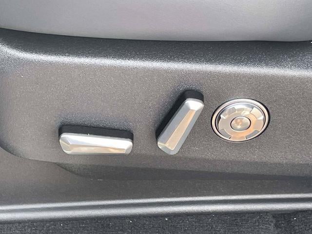 2027 Lincoln Navigator Reserve L