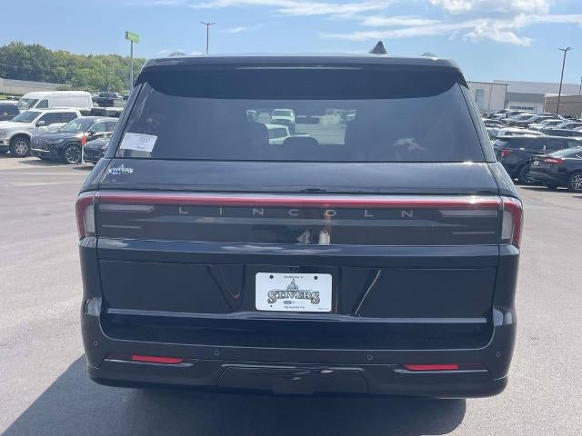 2027 Lincoln Navigator Reserve L