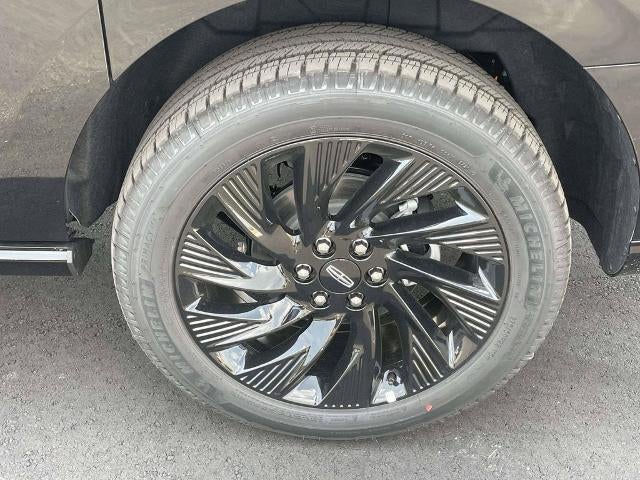 2027 Lincoln Navigator Reserve L