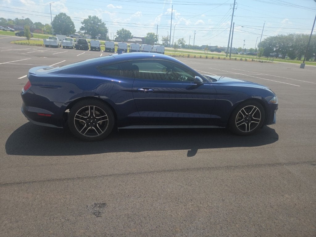 2020 Ford Mustang EcoBoost