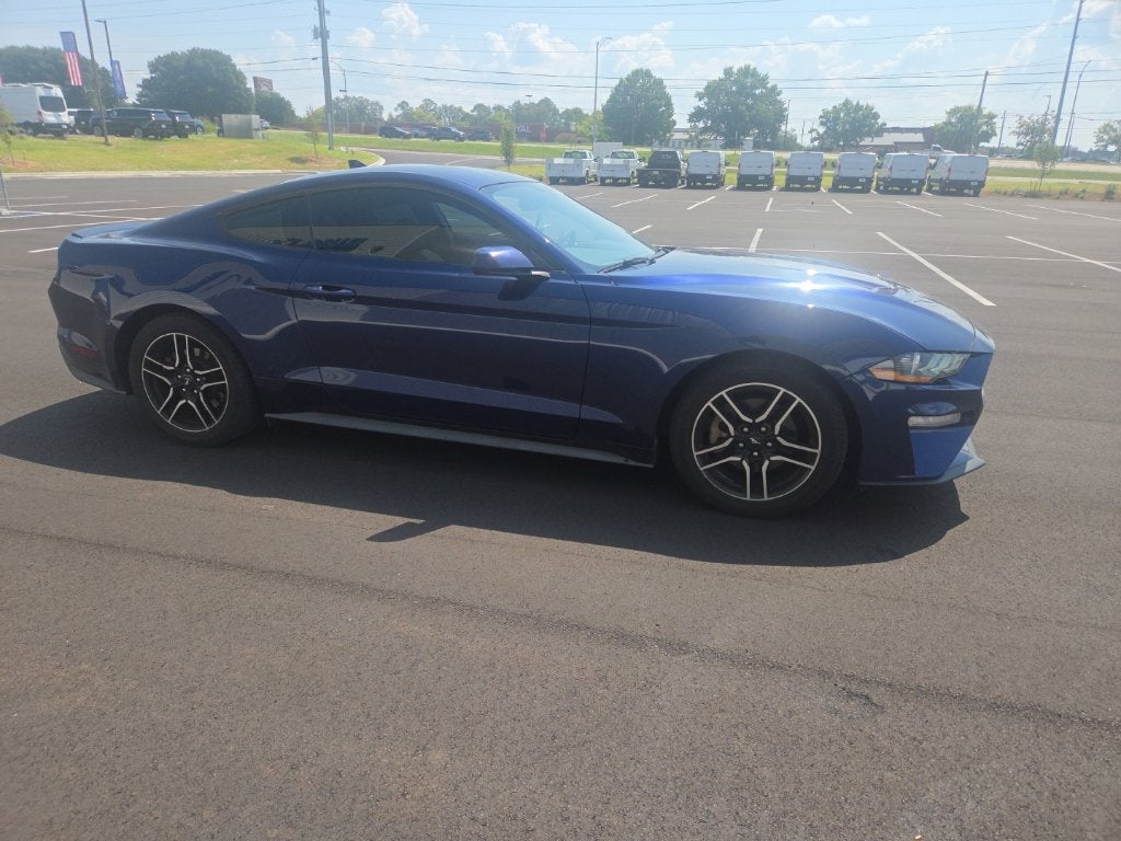 2020 Ford Mustang EcoBoost