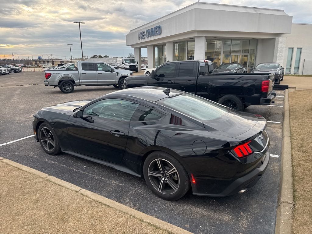 2024 Ford Mustang EcoBoost