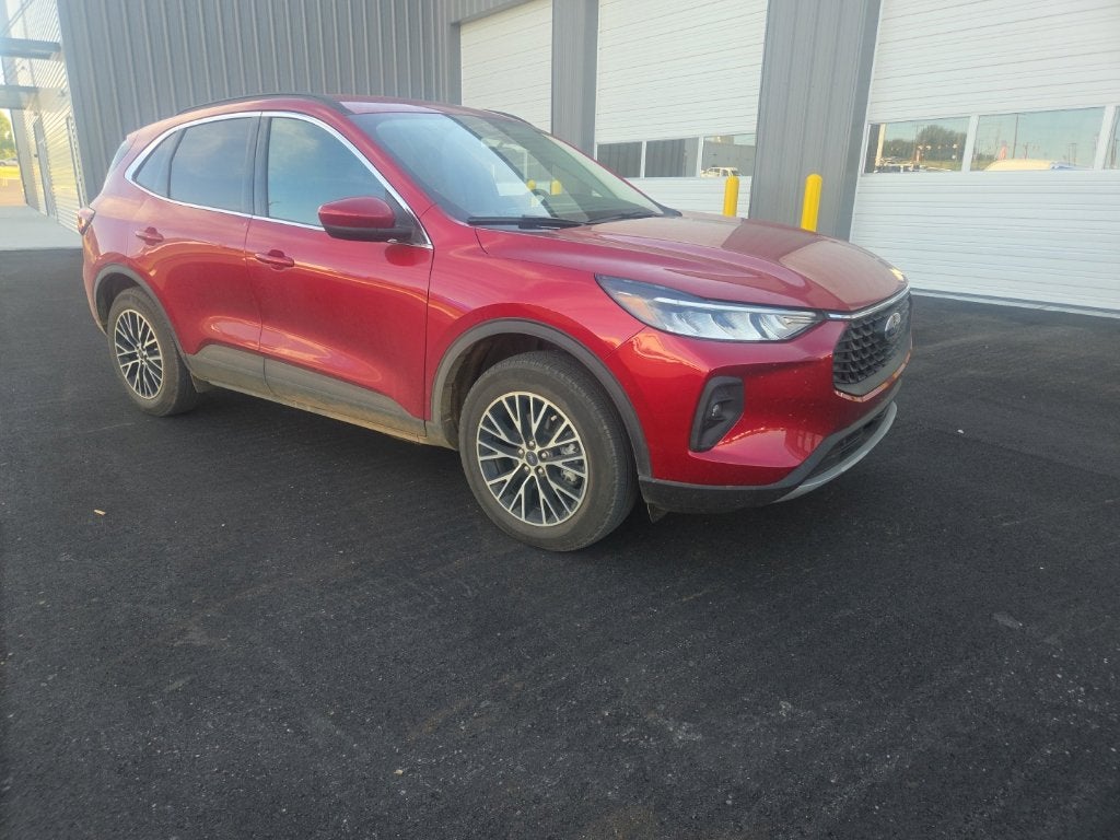 2025 Ford Escape Plug-In Hybrid Base