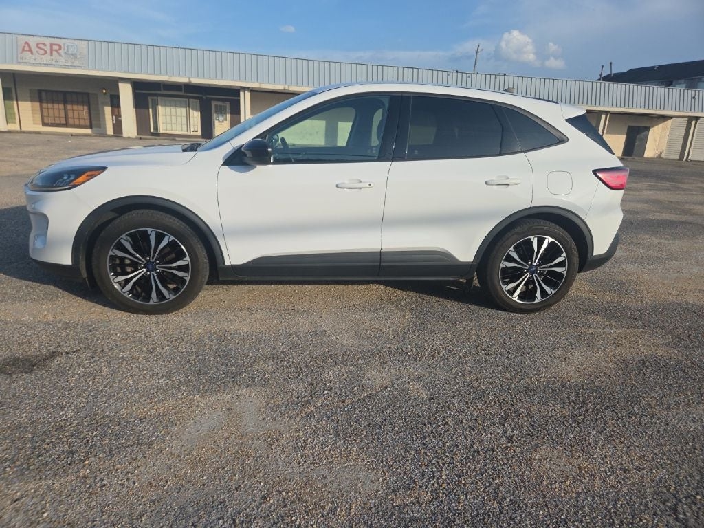 2021 Ford Escape SE