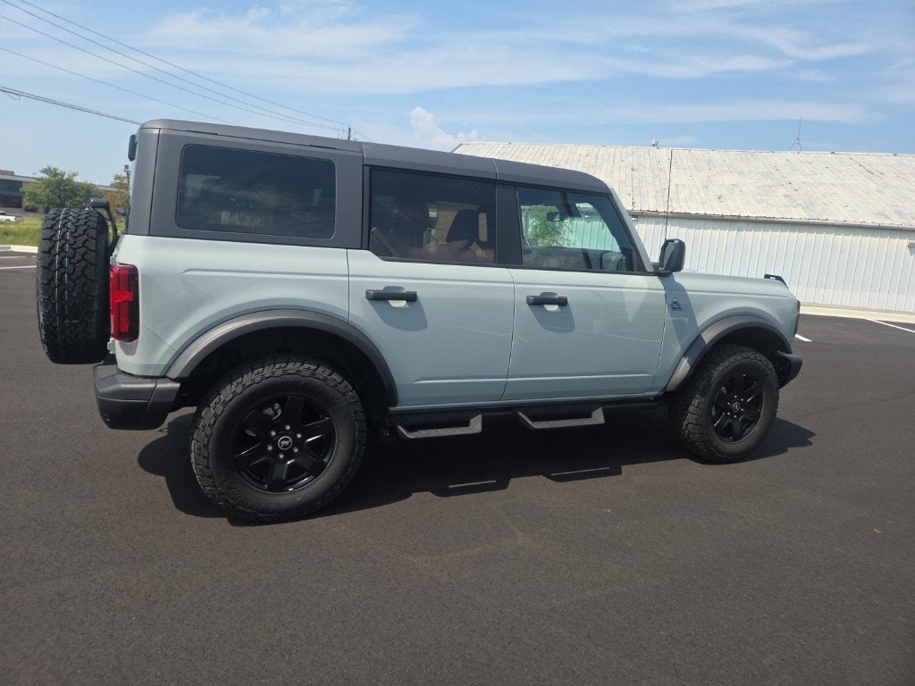 2023 Ford Bronco Black Diamond