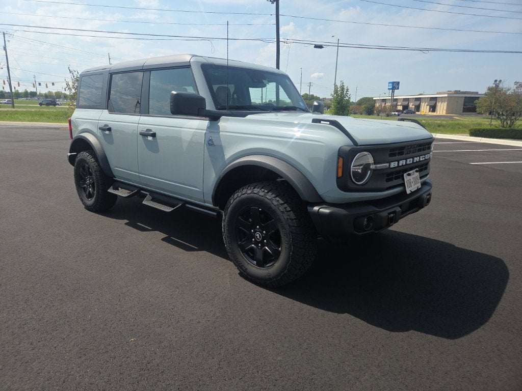 2023 Ford Bronco Black Diamond