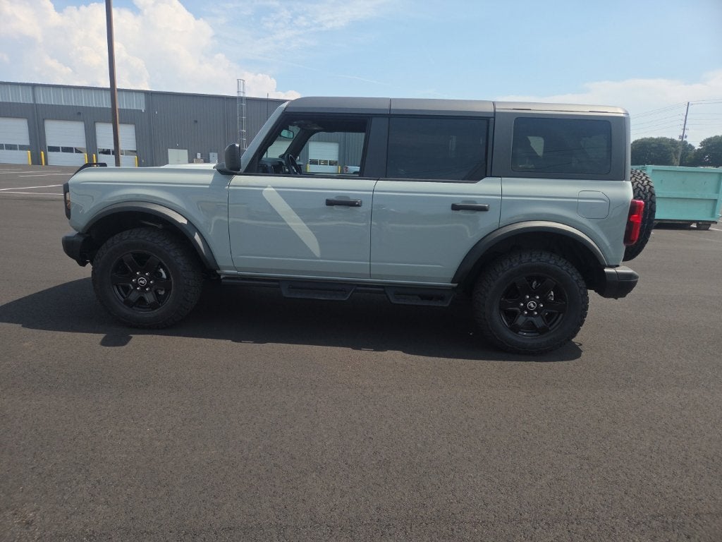2023 Ford Bronco Black Diamond