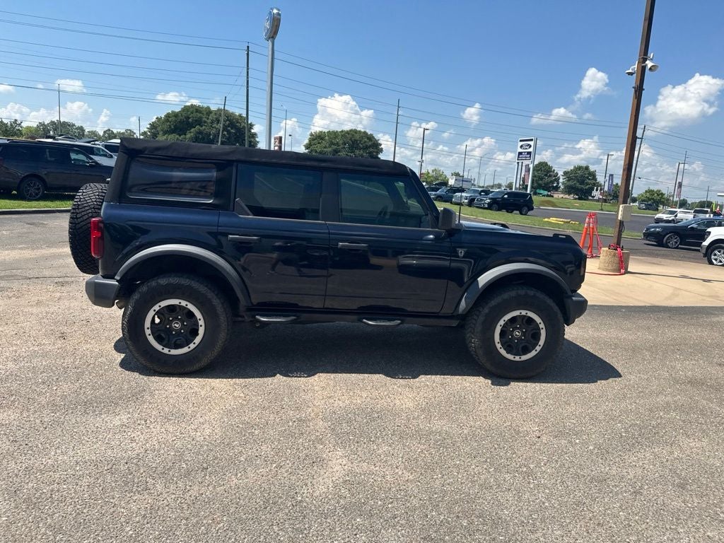 2021 Ford Bronco Base