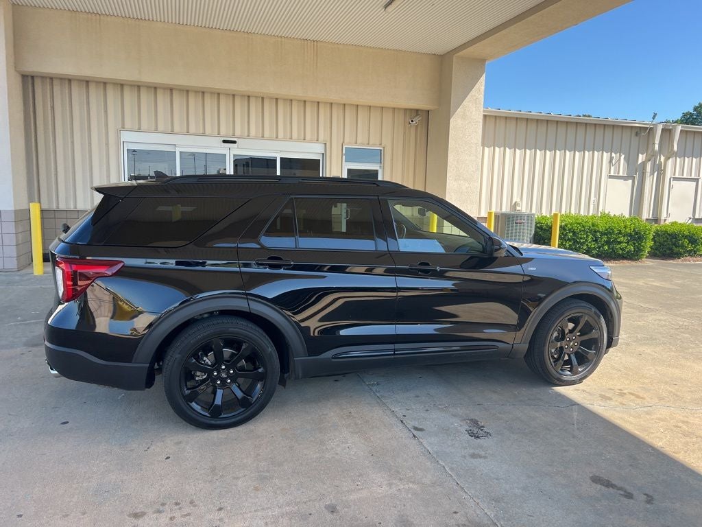 2023 Ford Explorer ST-Line