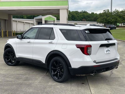 2023 Ford Explorer ST-Line