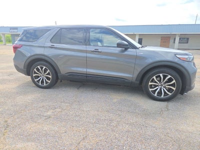 2022 Ford Explorer ST-Line