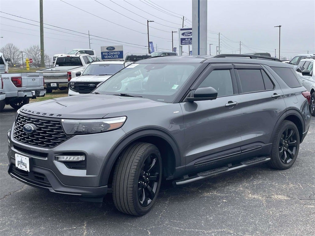 2023 Ford Explorer ST-Line