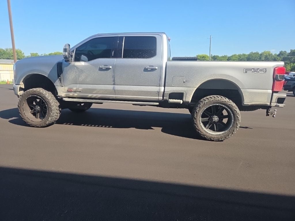 2023 Ford F-250SD Lariat