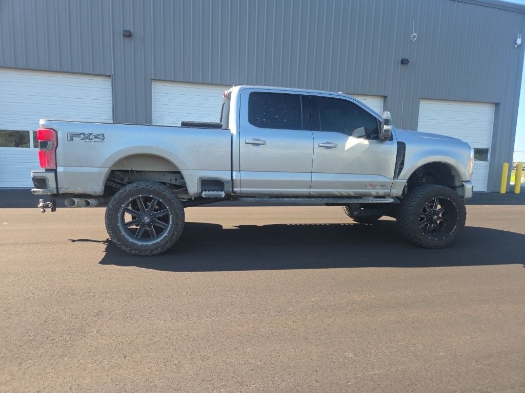 2023 Ford F-250SD Lariat