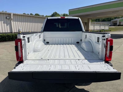 2025 Ford F-350SD Lariat