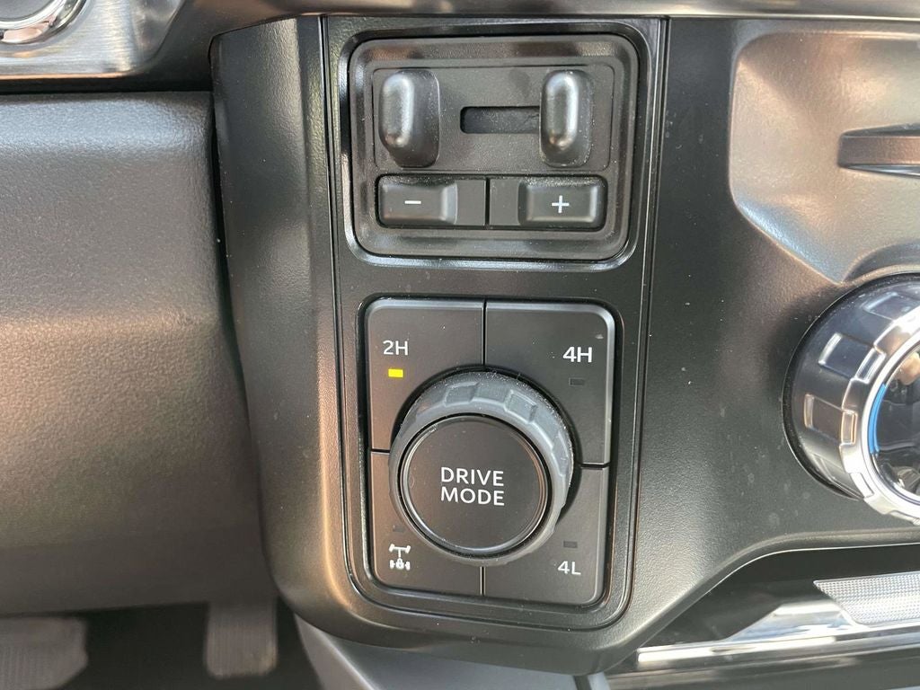 2025 Ford F-350SD Lariat