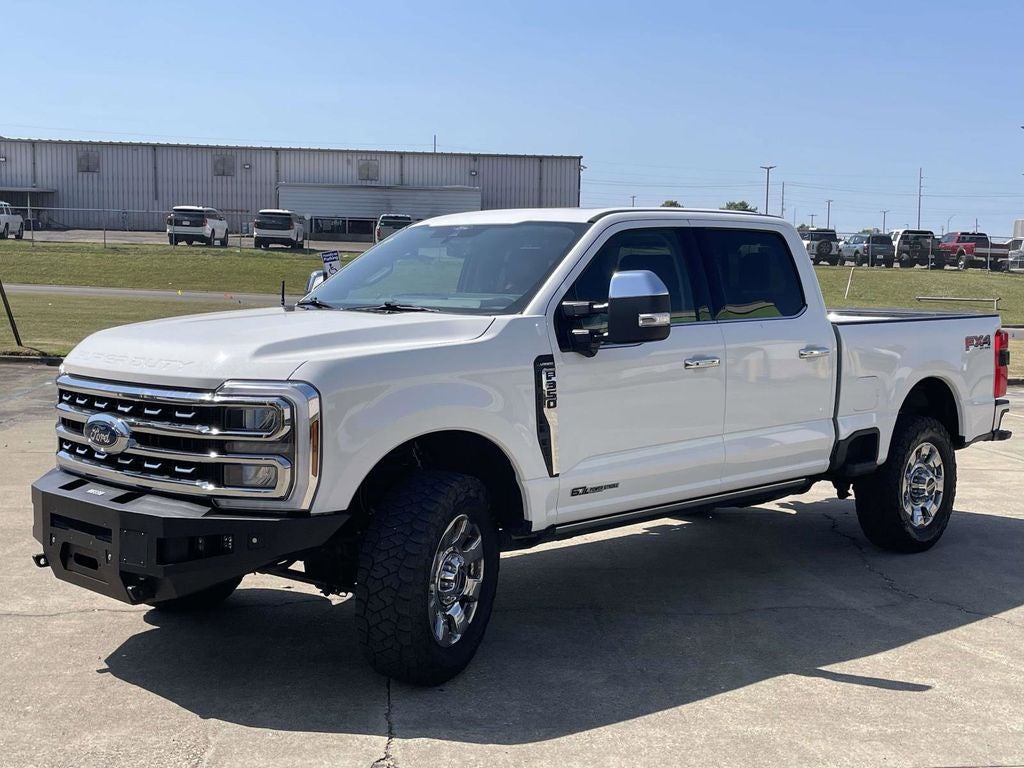 2025 Ford F-350SD Lariat