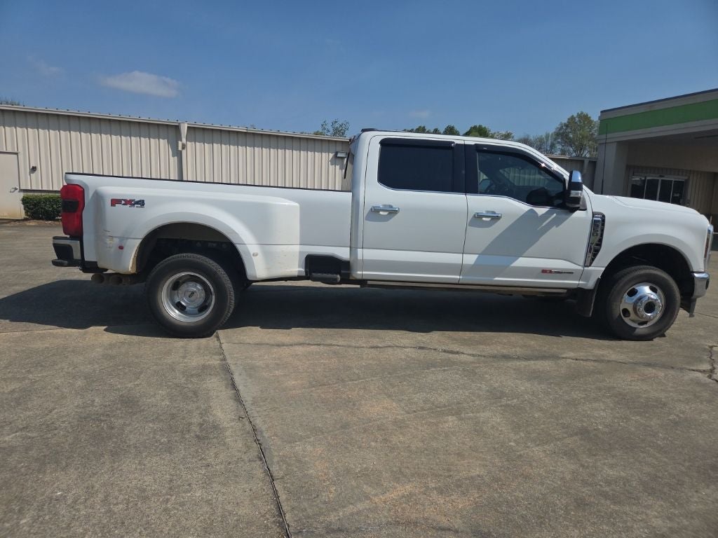 2024 Ford F-350SD Lariat