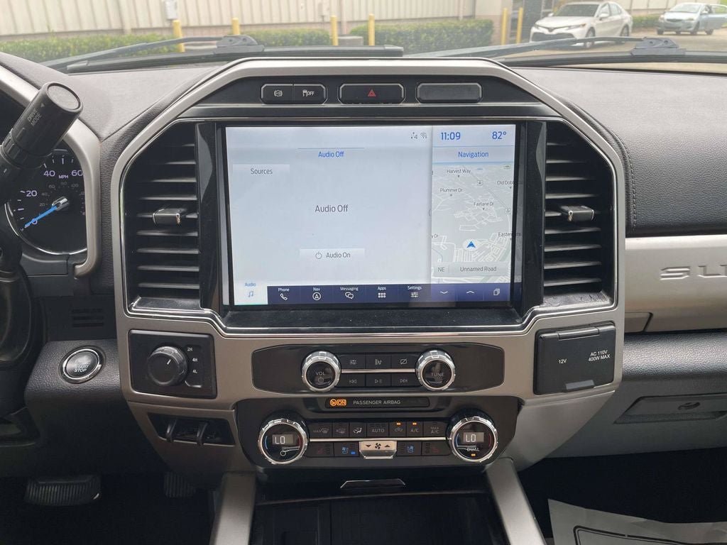 2022 Ford F-350SD Lariat