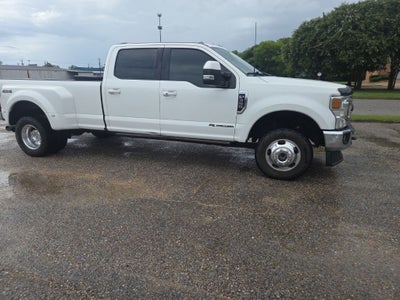 2022 Ford F-350SD Lariat