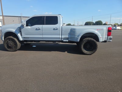 2025 Ford F-450SD Lariat DRW