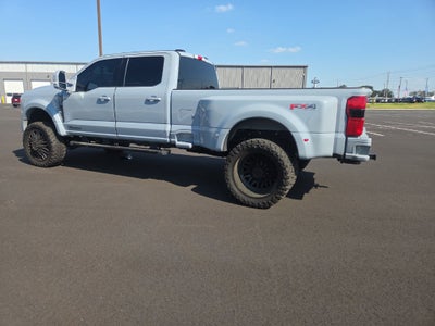 2025 Ford F-450SD Lariat DRW
