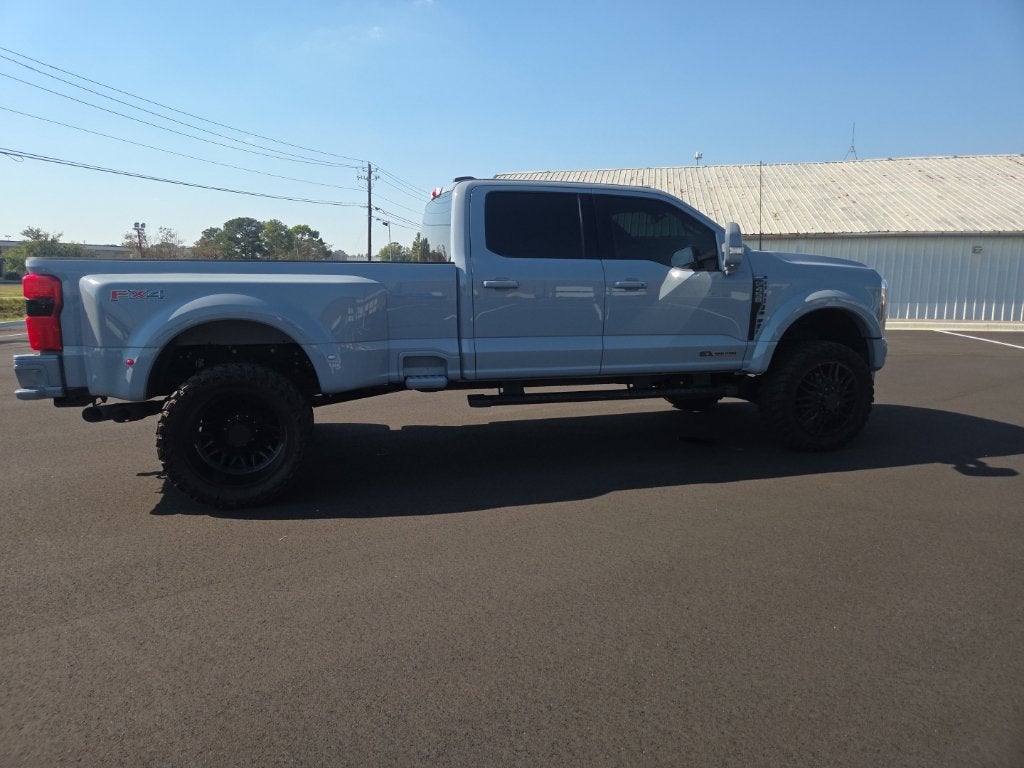 2025 Ford F-450SD Lariat DRW