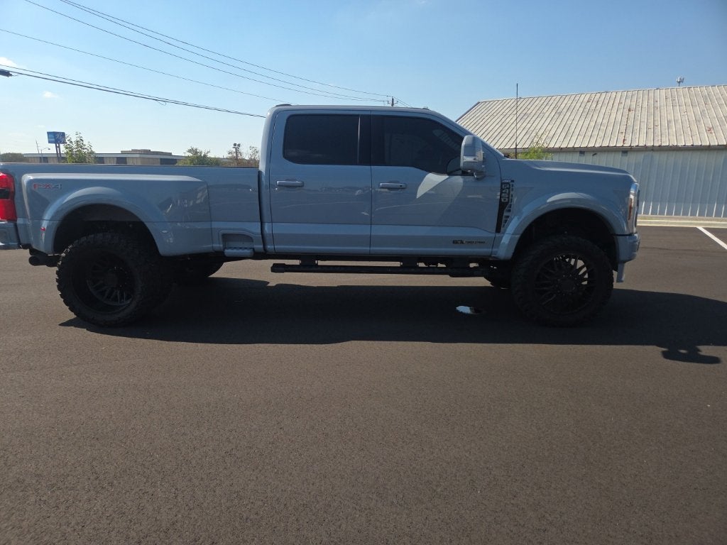 2025 Ford F-450SD Lariat DRW