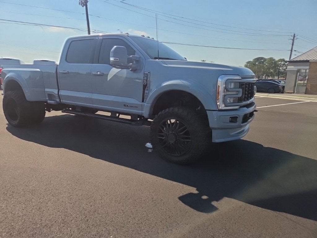 2025 Ford F-450SD Lariat DRW