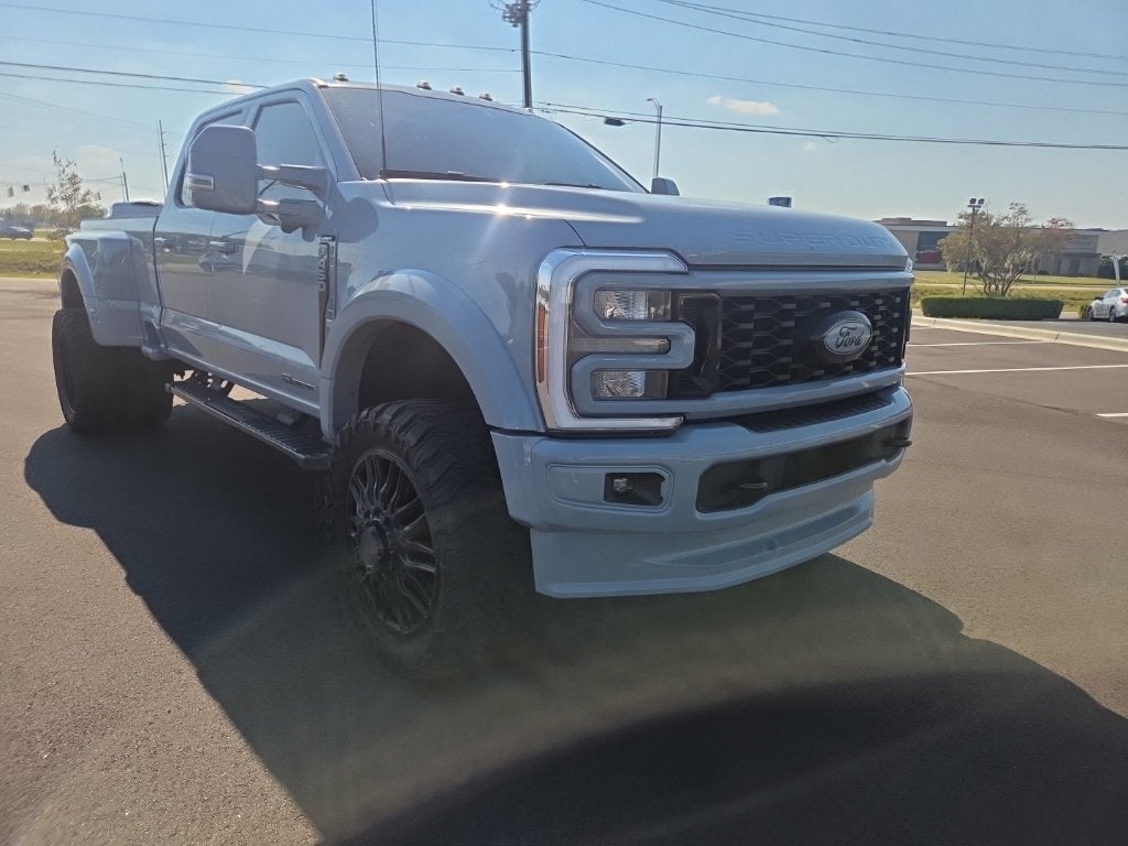 2025 Ford F-450SD Lariat DRW