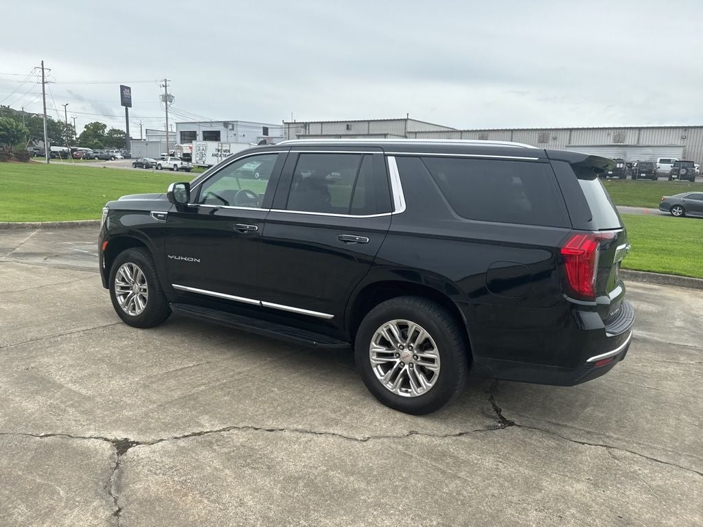 2023 GMC Yukon SLT