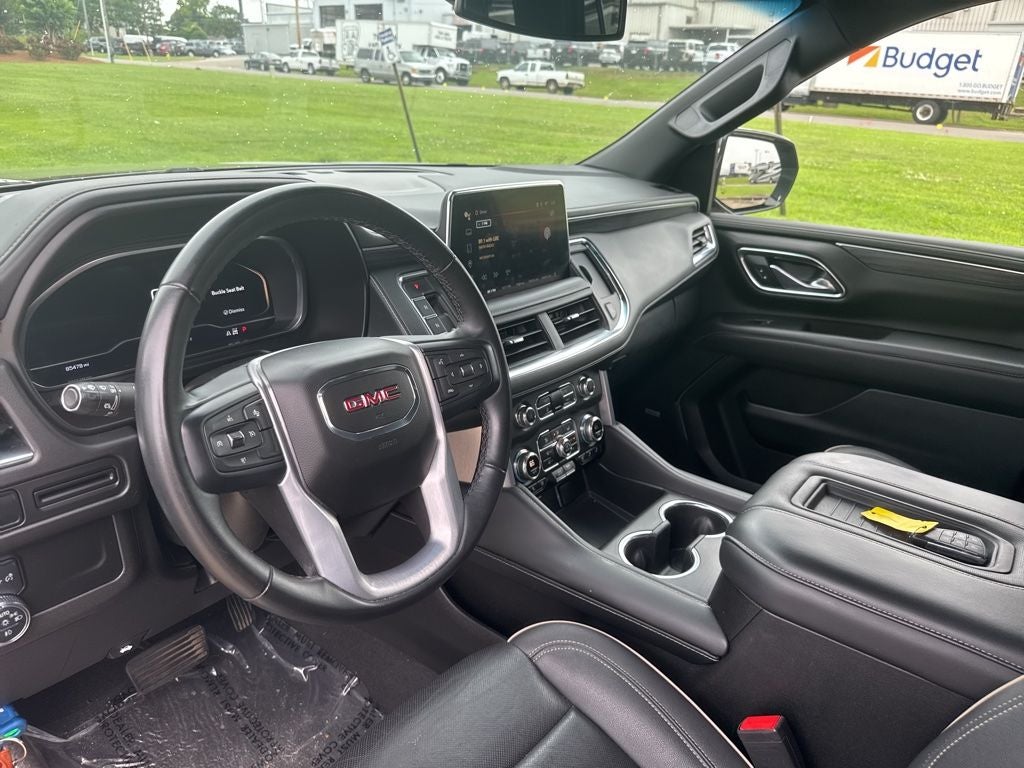 2023 GMC Yukon SLT