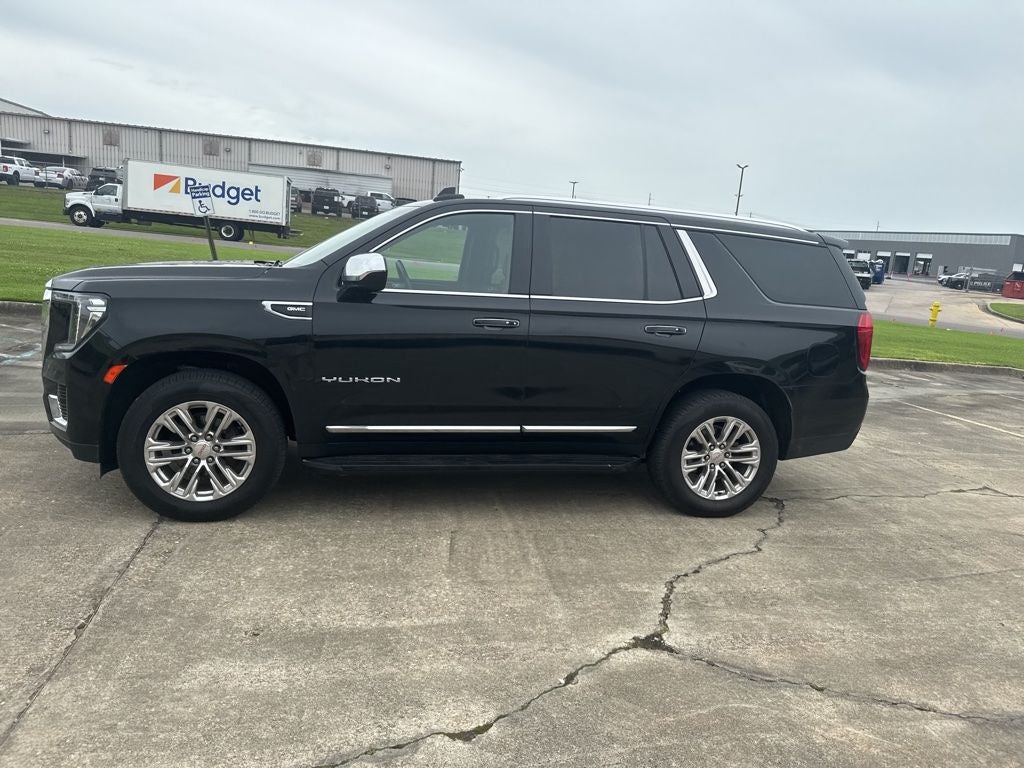 2023 GMC Yukon SLT