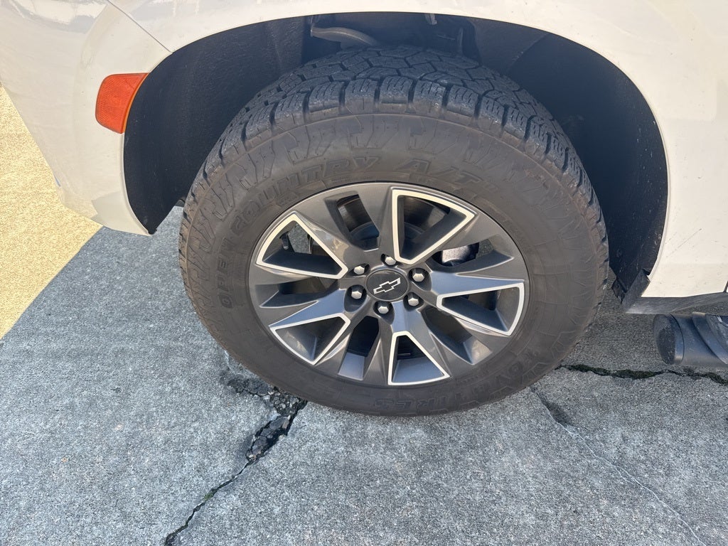 2023 Chevrolet Suburban Z71