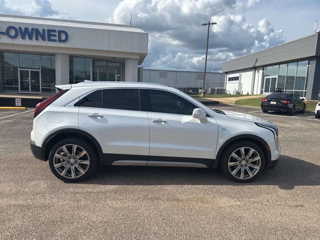 2019 Cadillac XT4 Premium Luxury