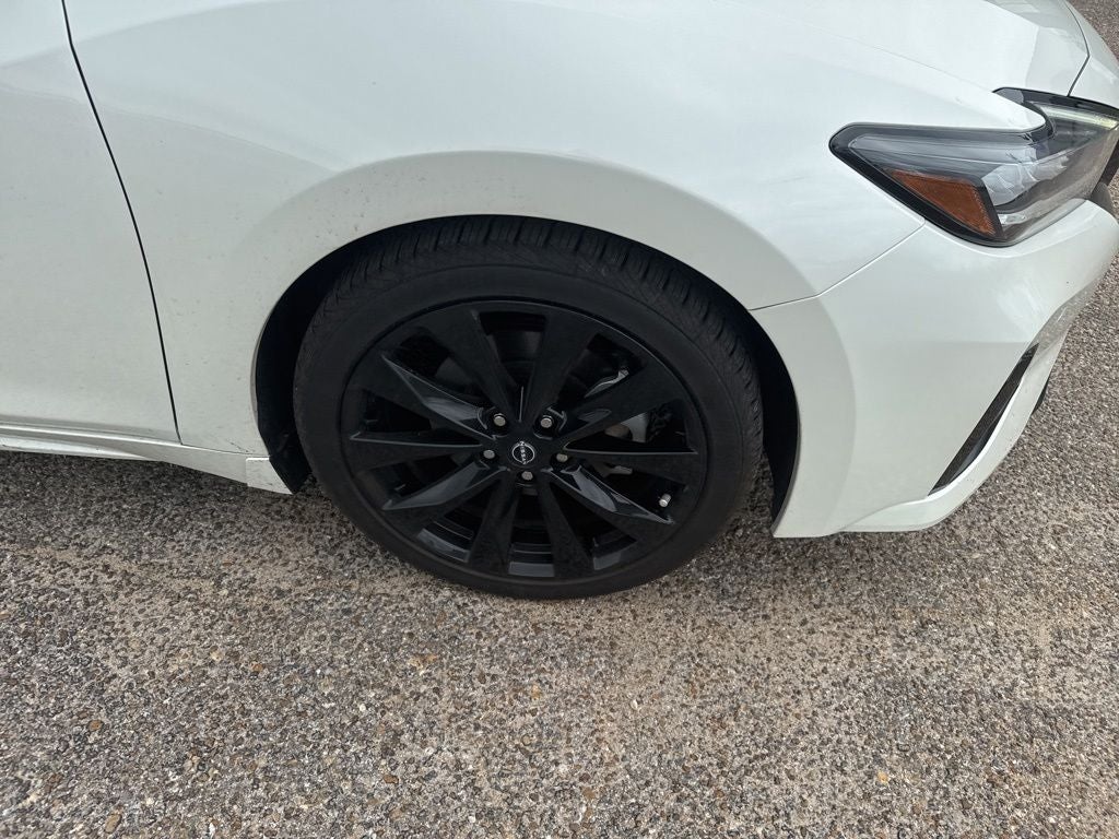 2023 Nissan Maxima SR
