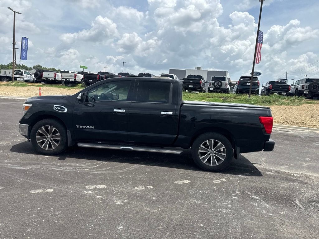 2017 Nissan Titan SL