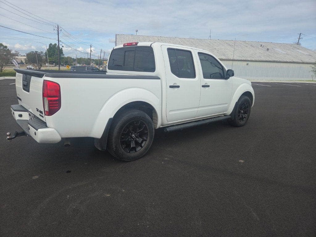 2021 Nissan Frontier SV