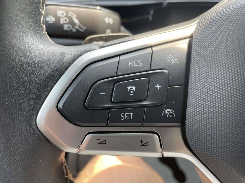 2024 Volkswagen Atlas Cross Sport 2.0T SE