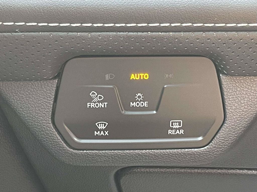 2024 Volkswagen Atlas Cross Sport 2.0T SE
