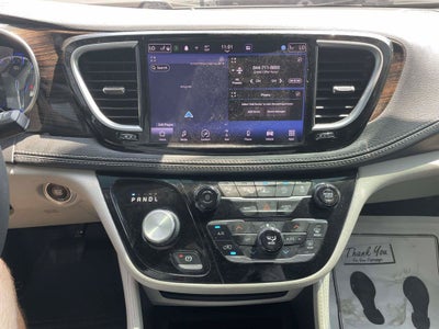2022 Chrysler Pacifica Limited