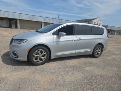 2022 Chrysler Pacifica Limited