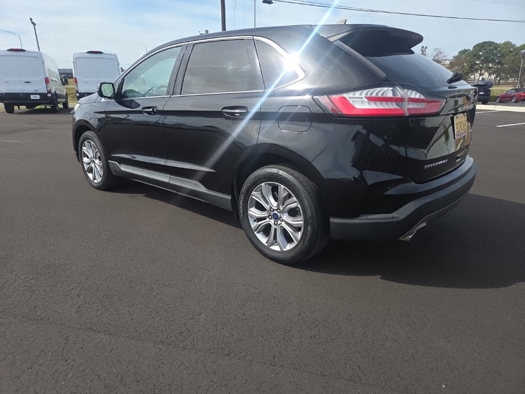 2022 Ford Edge Titanium