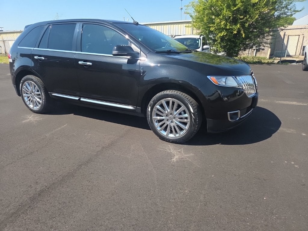 2015 Lincoln MKX Base