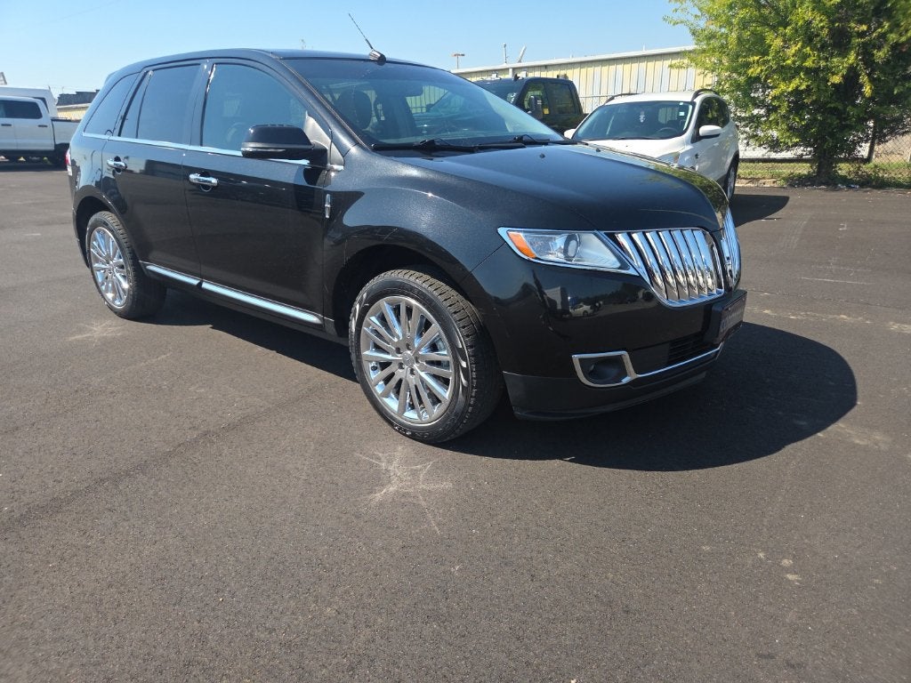 2015 Lincoln MKX Base