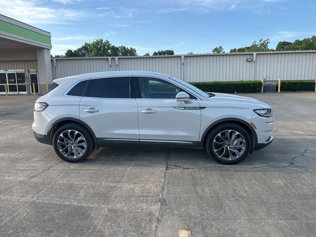 2022 Lincoln Nautilus Reserve