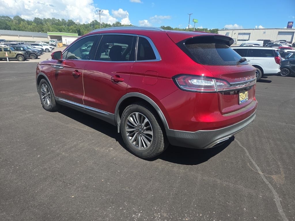 2019 Lincoln Nautilus Select